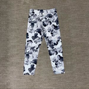 Balance Collection High Rise Leggings - Size M